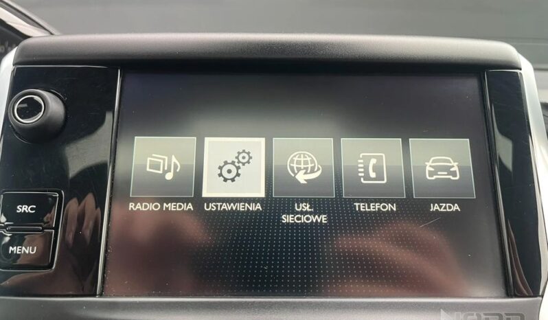 Peugeot 208 1.2 PureTech Allure full