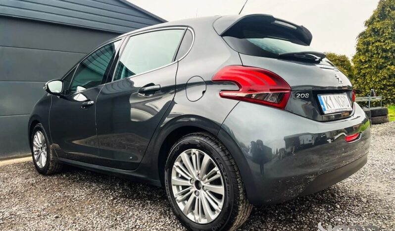 Peugeot 208 1.2 PureTech Allure full