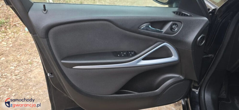 LIFT Klimatronik Bluetooth Grzane fotele+ Kierownica full