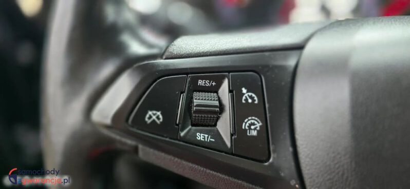 LIFT Klimatronik Bluetooth Grzane fotele+ Kierownica full