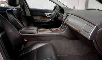 Jaguar XF 2.2 D Luxury full