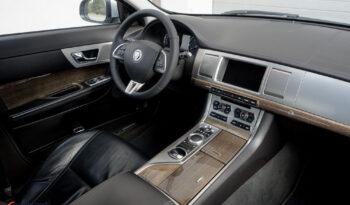 Jaguar XF 2.2 D Luxury full