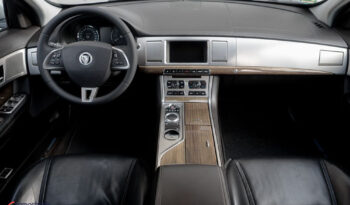 Jaguar XF 2.2 D Luxury full