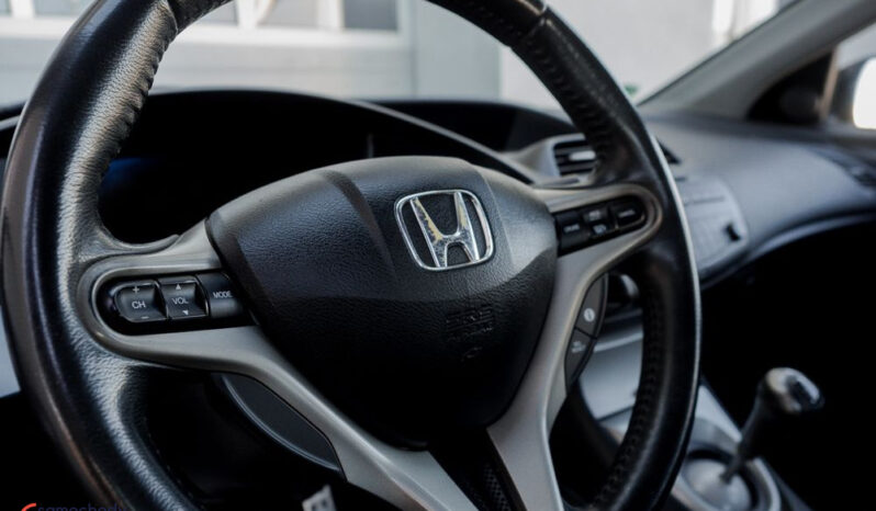 Honda Civic 1.8 Sport full
