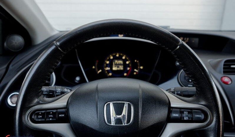 Honda Civic 1.8 Sport full