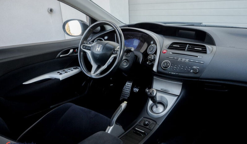 Honda Civic 1.8 Sport full