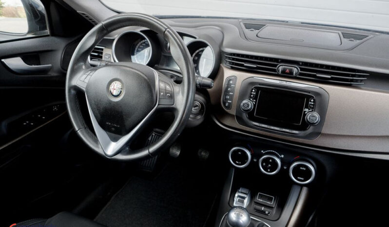 Alfa Romeo Giulietta 1.4 TB full