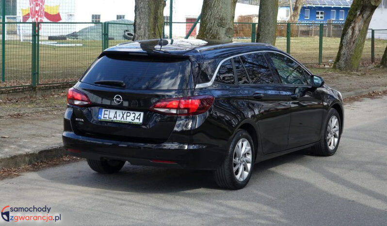 Opel Astra full