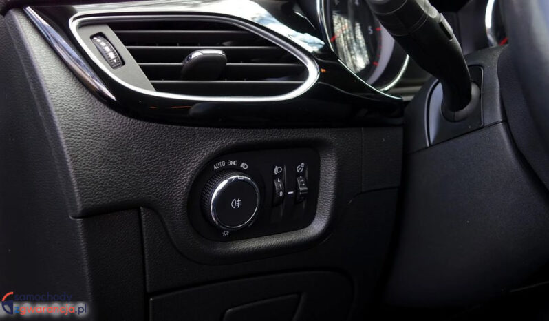 Opel Astra full