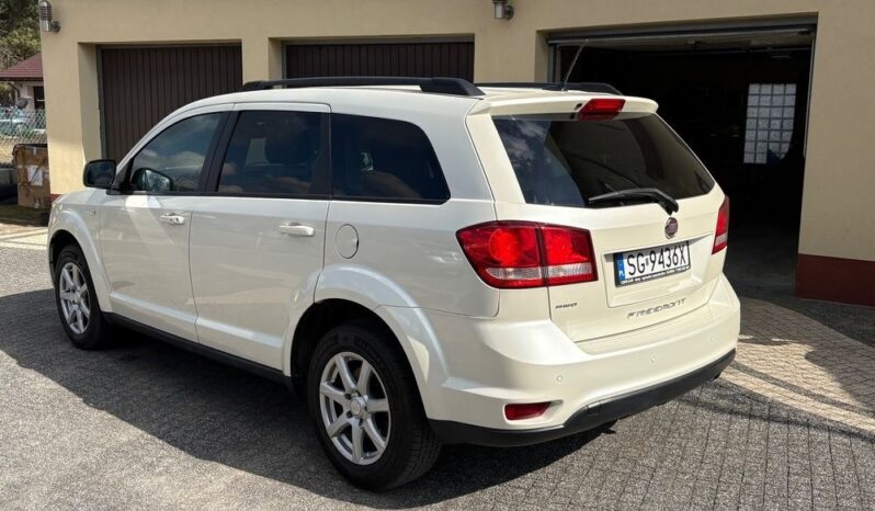 Fiat Freemont 2.0 Multijet 16V DPF Automatik Allrad Urban full
