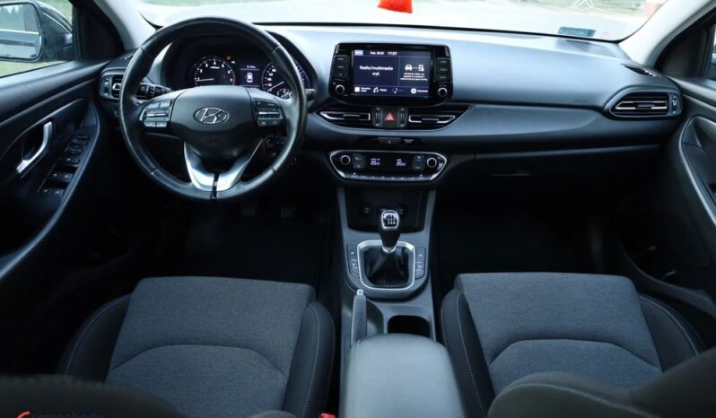Hyundai i30 1.5 DPI Smart full