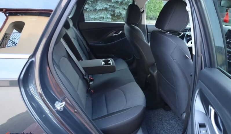 Hyundai i30 1.5 DPI Smart full