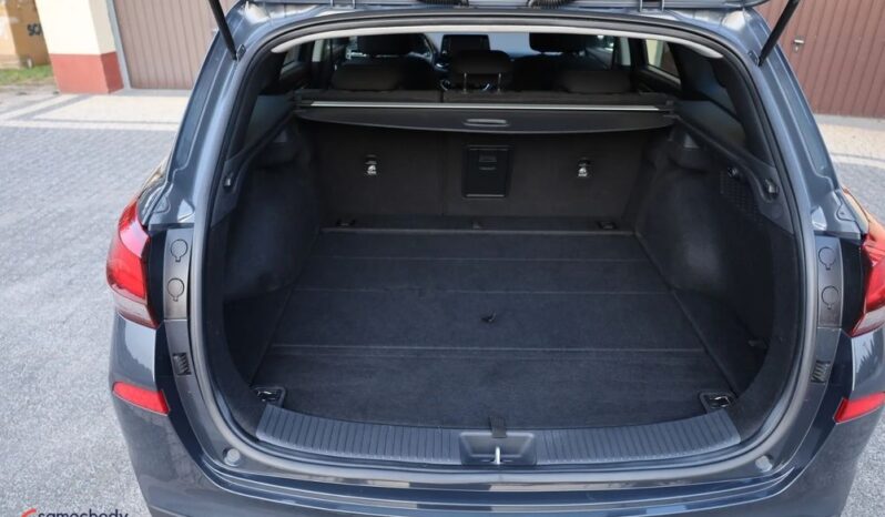Hyundai i30 1.5 DPI Smart full