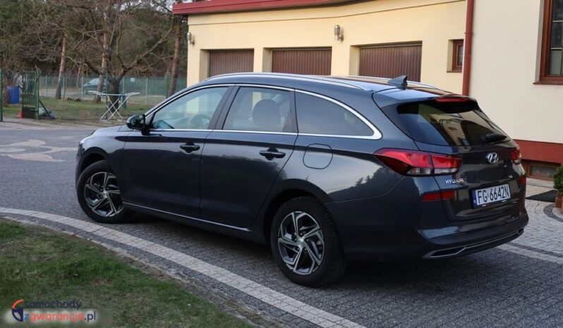 Hyundai i30 1.5 DPI Smart full