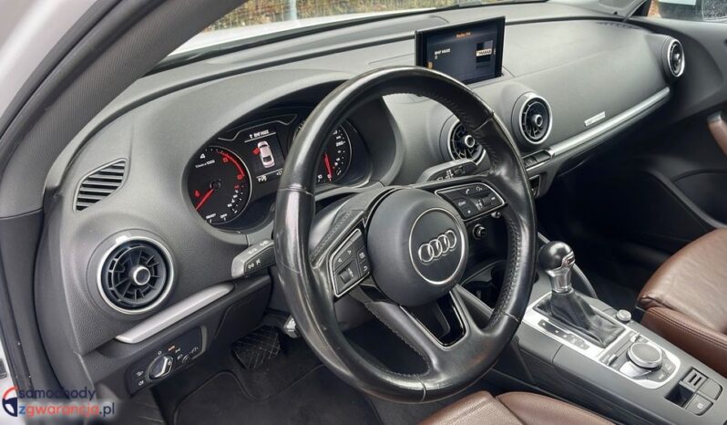 Audi A3 Limousine 1.6 TDI S tronic full