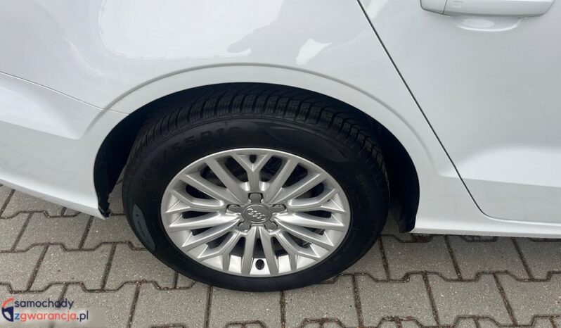 Audi A3 Limousine 1.6 TDI S tronic full