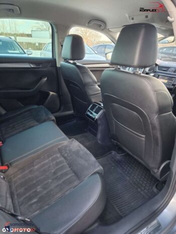 Skoda Superb full