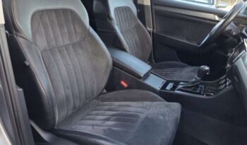 Skoda Superb full