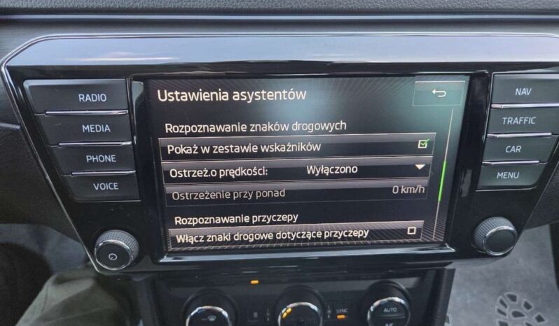 Skoda Superb full
