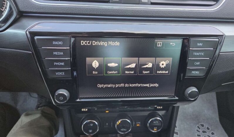 Skoda Superb full