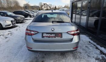 Skoda Superb full