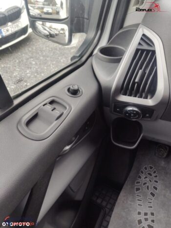 Ford Transit Custom full