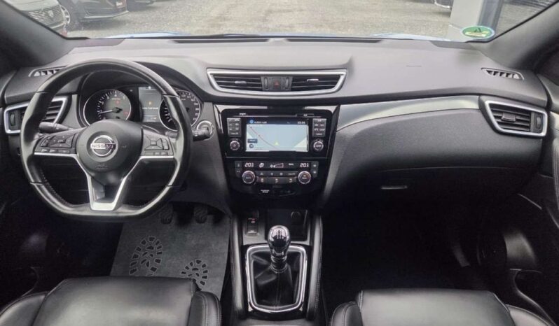 Nissan Qashqai full