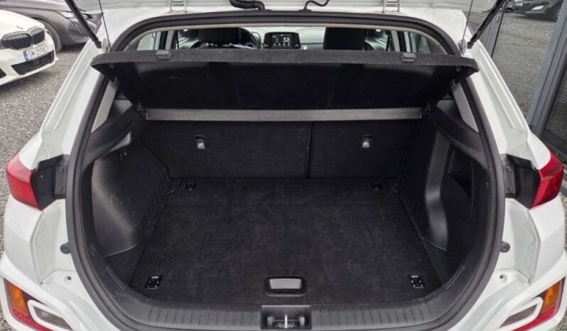 Hyundai Kona full