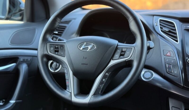 Hyundai i40 full