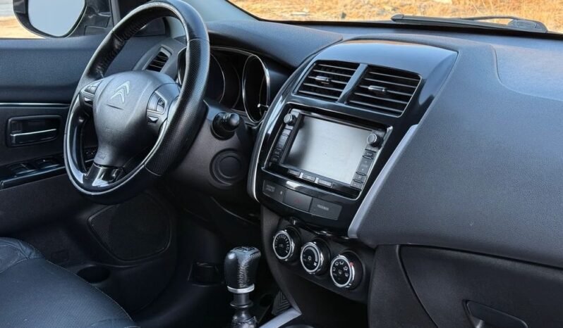 Citroën C4 Aircross full