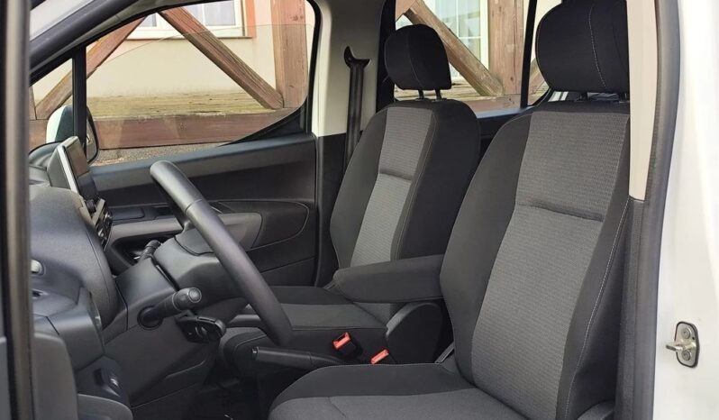 Toyota Proace City Verso Long 1.5 D-4D Family 2020_131KM full