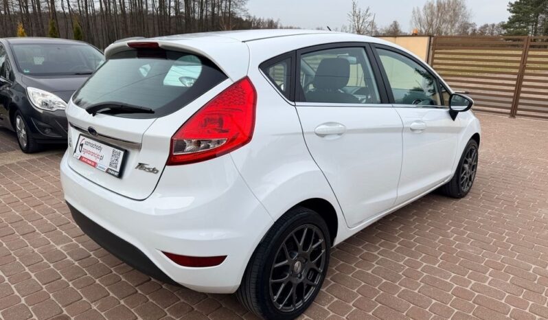 Ford Fiesta 1.25 benz 82KM; Top Stan; Serwis; Titanium; Z Niemiec; Zarejestrowana! full