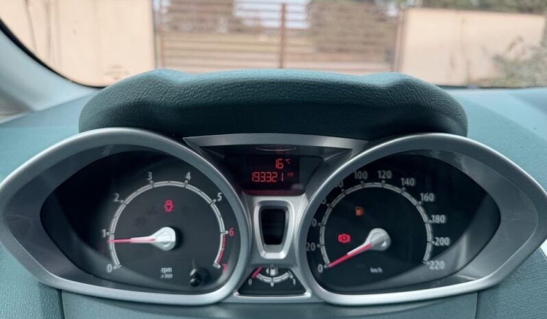 Ford Fiesta 1.25 benz 82KM; Top Stan; Serwis; Titanium; Z Niemiec; Zarejestrowana! full