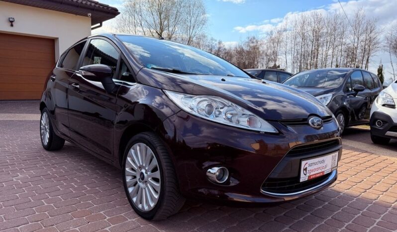 Ford Fiesta 1.25 82KM; Top Stan; Piękny kolor; Titanium; FV Marża; Zarejestrowana! full
