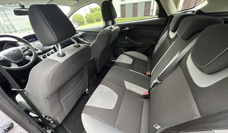Ford Focus 1,6 benz. 1 Rok Gwarancja GetHelp w cenie ! full