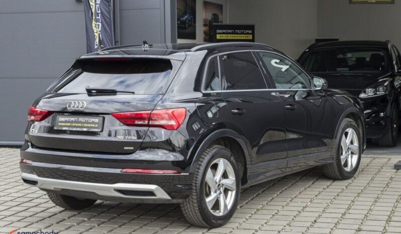 Audi Q3 full