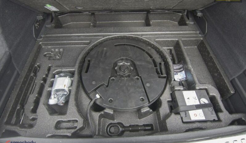 Audi Q3 full
