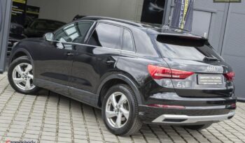 Audi Q3 full