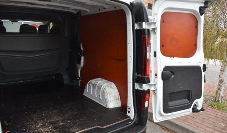 Renault Trafic Long L2H1 full