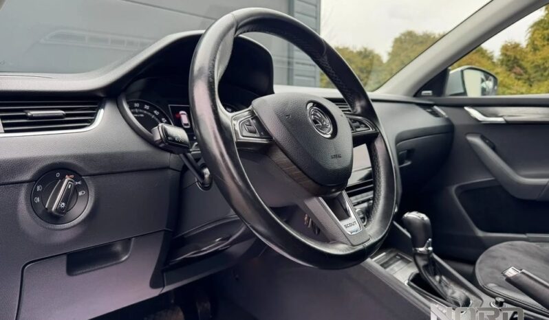 Skoda Octavia 2.0 TDI 4×4 DSG Scout full