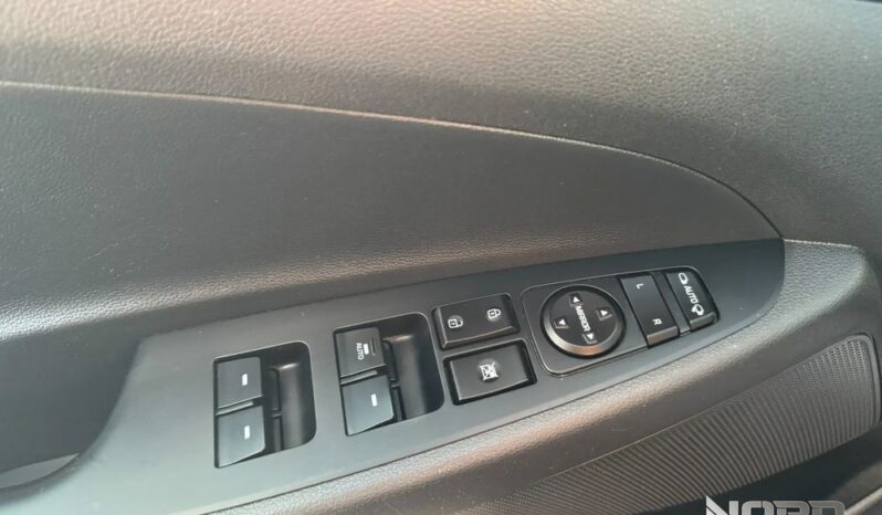 Hyundai Tucson full