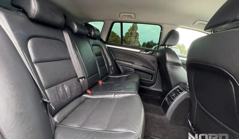 Skoda Superb 2.0 TDI Elegance full