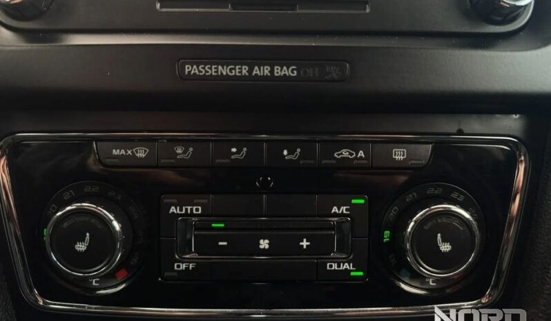Skoda Superb 2.0 TDI Elegance full