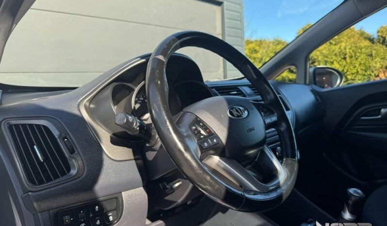 Kia Rio 1.2 L full