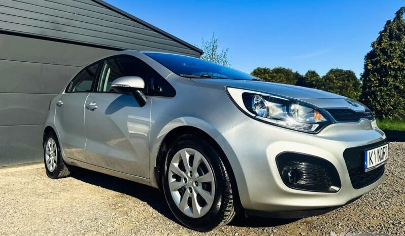Kia Rio 1.2 L full