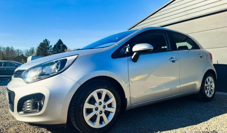 Kia Rio 1.2 L full