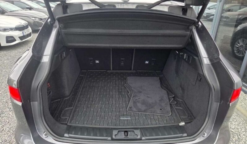 Jaguar F-Pace full
