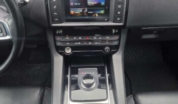 Jaguar F-Pace full