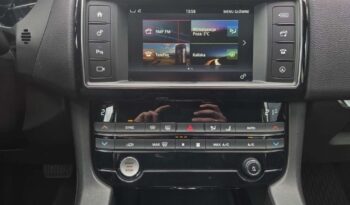 Jaguar F-Pace full