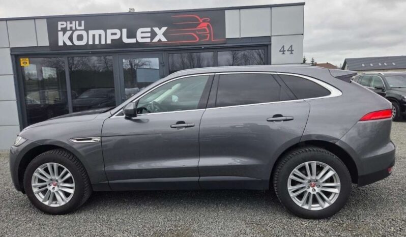 Jaguar F-Pace full
